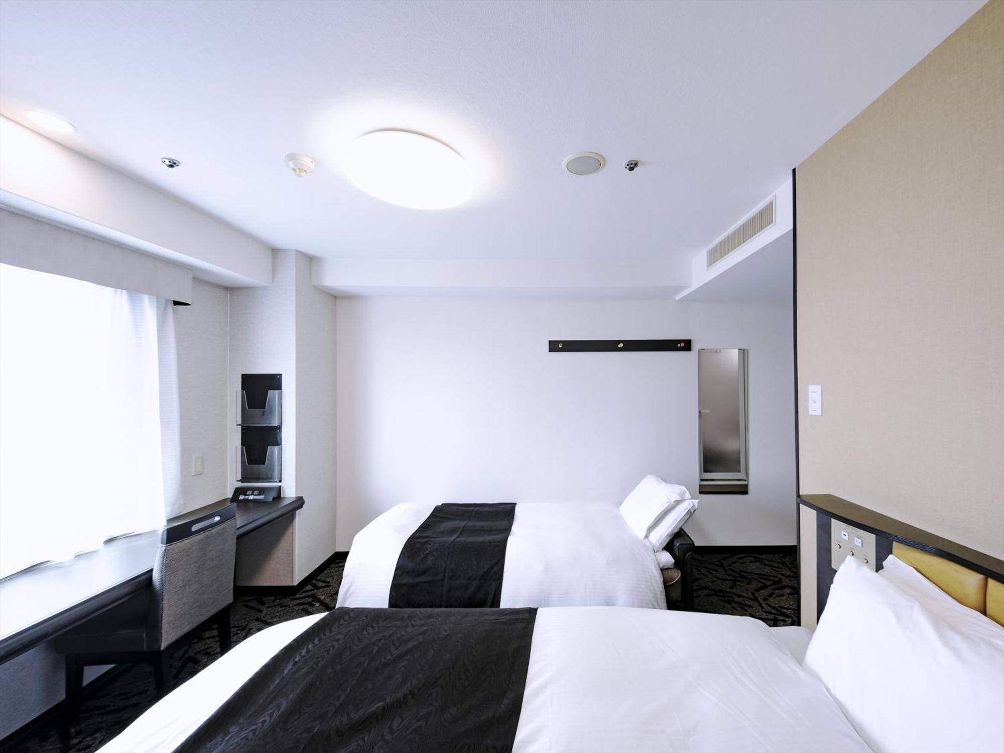 Apa Hotel Tottori Ekimae Minami מראה חיצוני תמונה